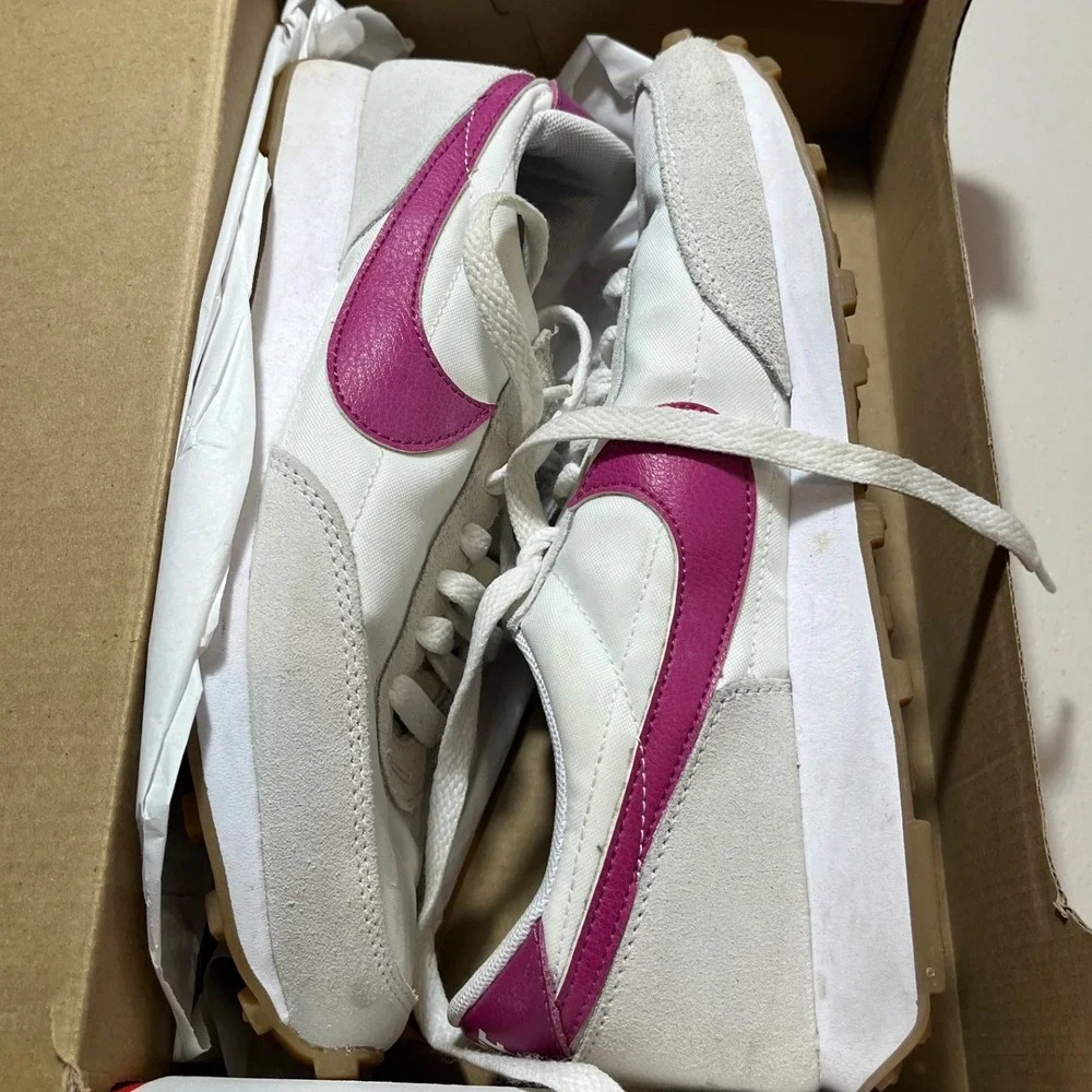 Nike Daybreak Sneakers Womens 7.5 White Cactus Flower Retro DH1038-100
